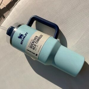 Stanley Ice Blue Tumbler with Navy Handle